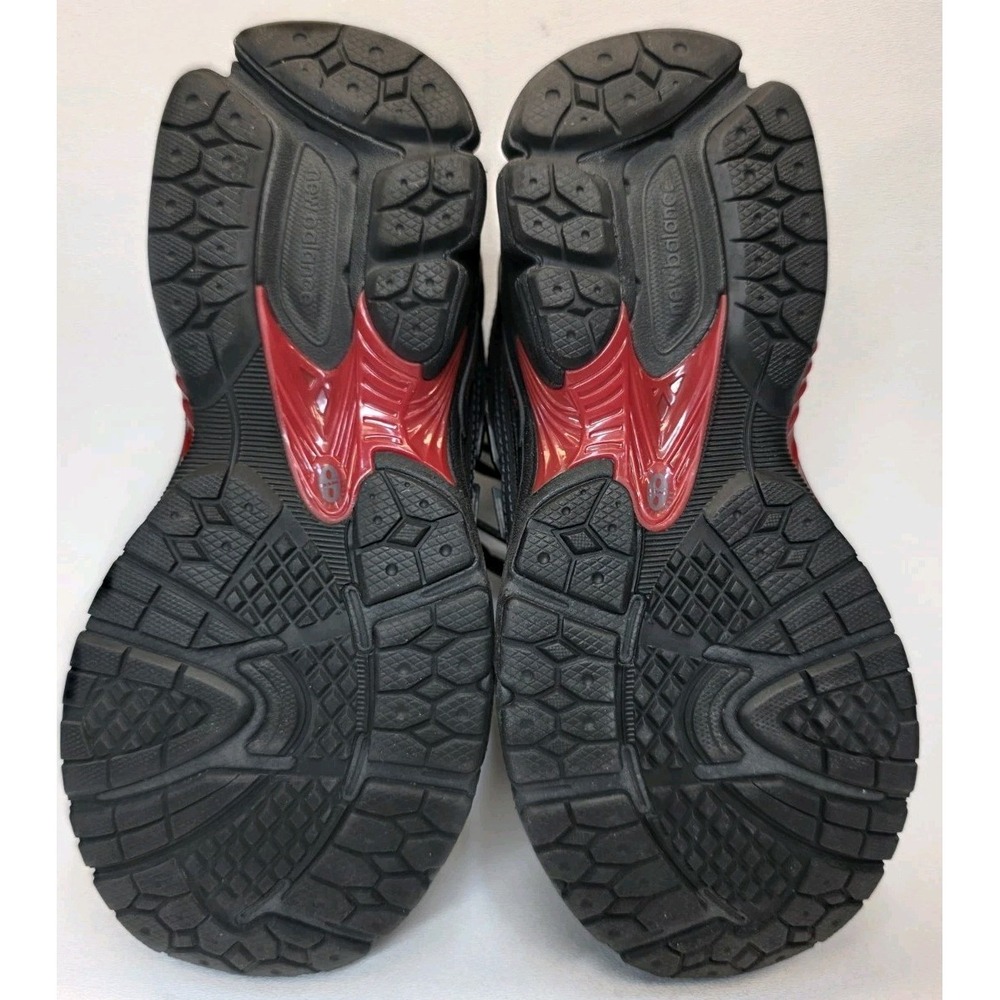 Mens Size 4 New Balance 1906R Athletic Running Sneakers - Picture 10 of 10